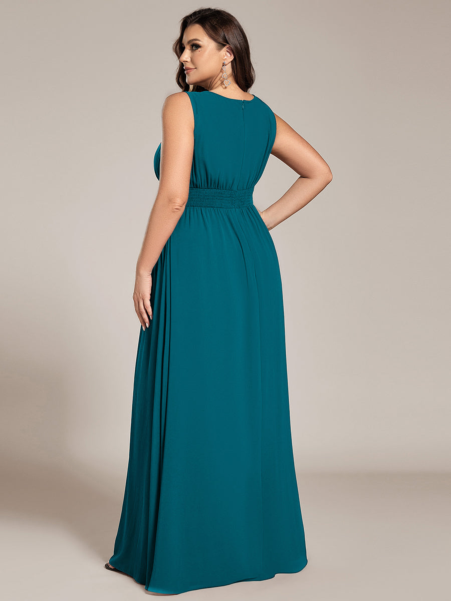Bodenlanger A-Linien Chiffon Kleid Mit Rundhalsausschnitt Und Bestickten Details #Farbe_Petrol
