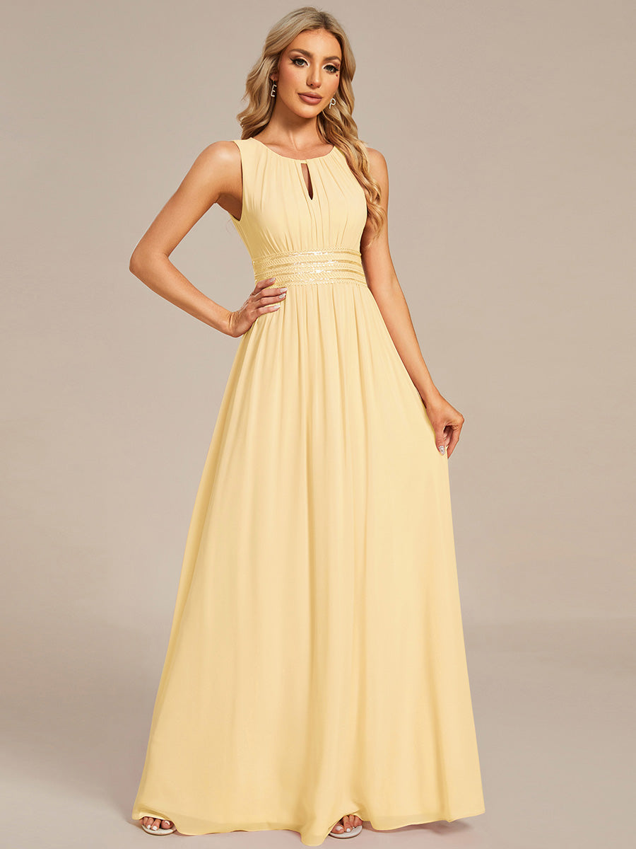 Bodenlanger A-Linien Chiffon Kleid Mit Rundhalsausschnitt Und Bestickten Details #Farbe_Gelb