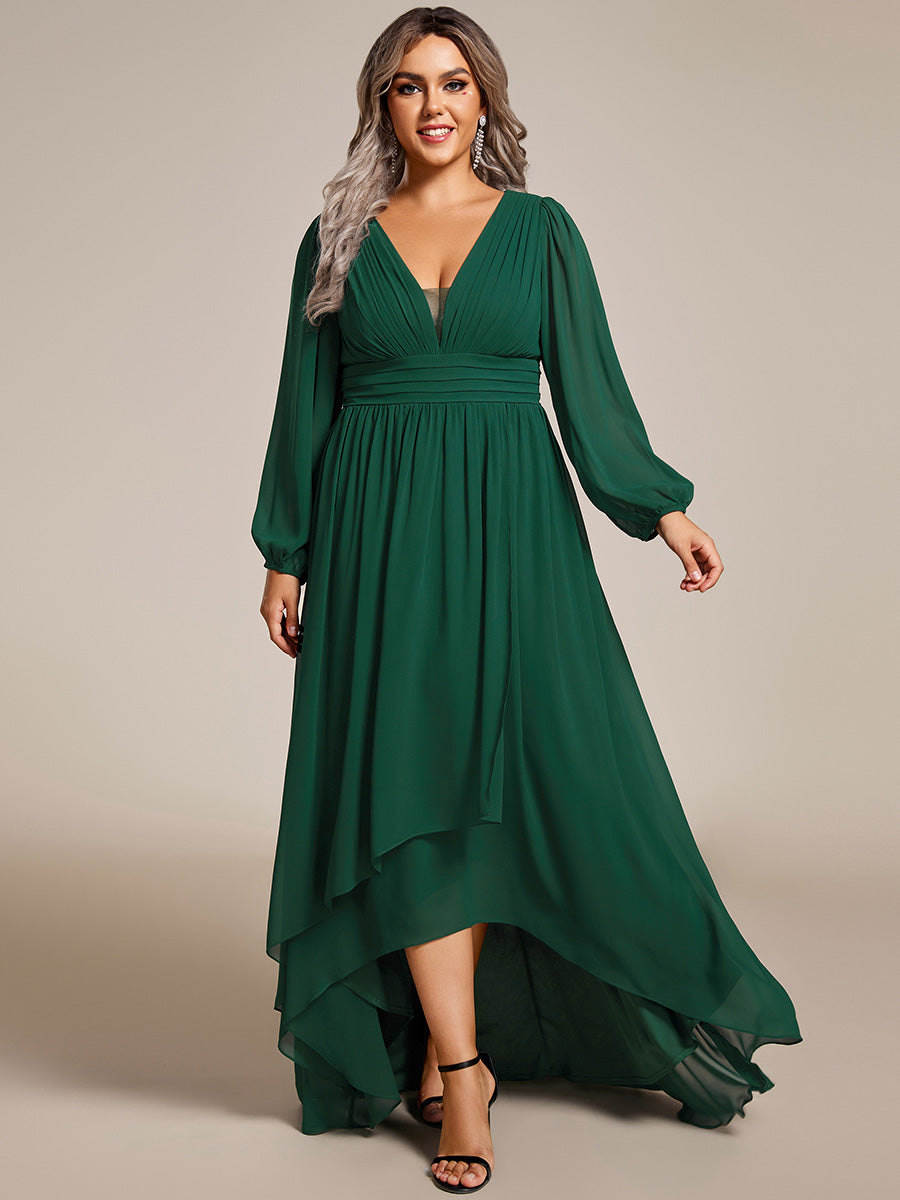 Robe d'invit¡§| de mariage trap¡§¡§ze en mousseline fluide ¡§¡è encolure ronde et longueur au genou #farbe_Dunkelgrün