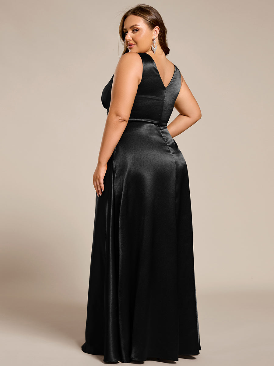 Bodenlanger V-Ausschnitt A-Linie Satin Kleid Mit Tiefem V-Ausschnitt Und Gerafften Details #Farbe_Schwarz