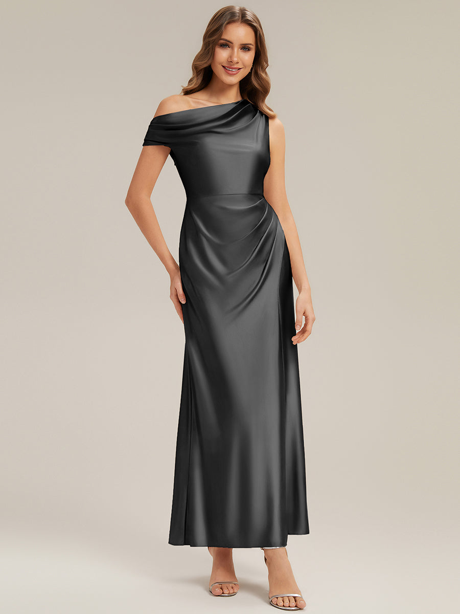 Knöchellanges Asymmetrisches Sheath Satin Kleid Mit Raffinierten Details Und Hohem Schlitz #Farbe_Schwarz