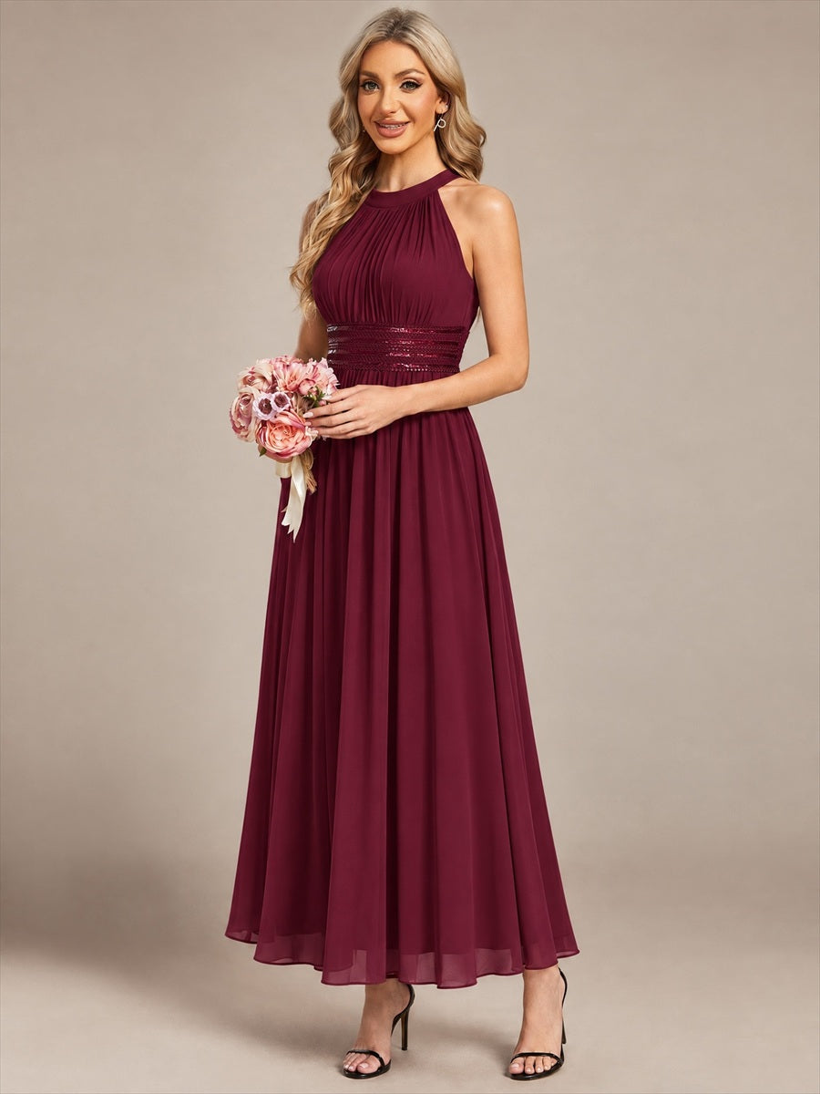 Maxilänge Halternacken Ausschnitt A-Linien Kleid Aus Chiffon Mit Corsage Für Elegante Anlässe Kleid #Farbe_Burgunderrot