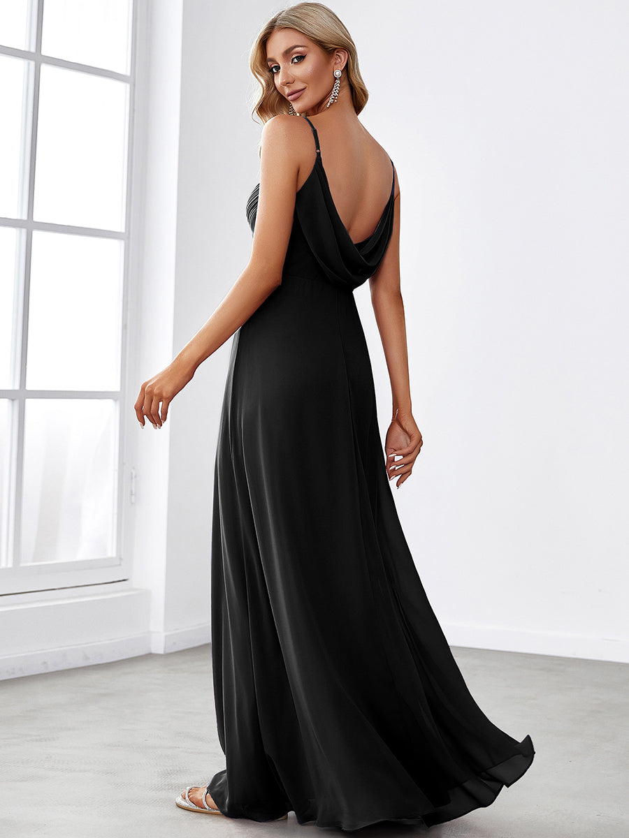 Brautjungfernkleid mit V-Ausschnitt schmalen Trägern und bodenlangem Rock #Farbe_Schwarz