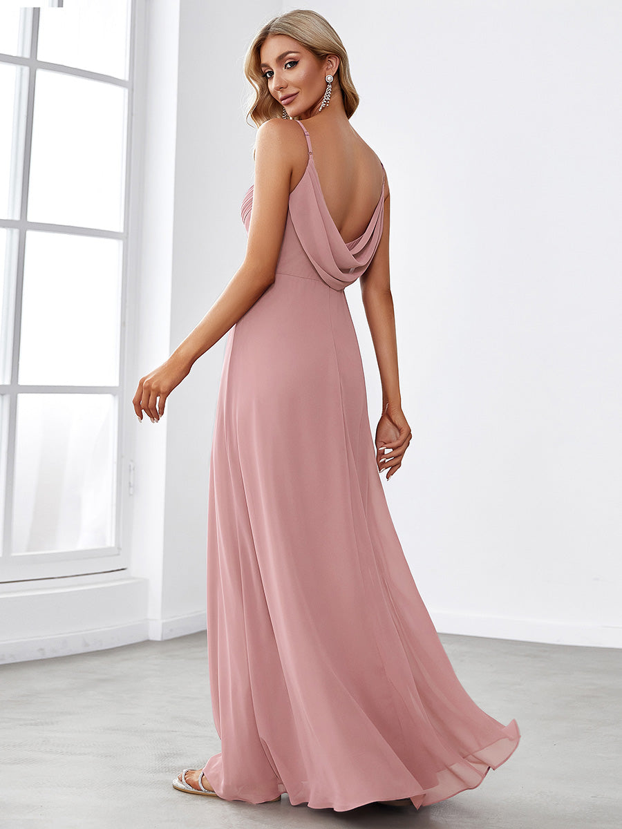 Brautjungfernkleid mit V-Ausschnitt schmalen Trägern und bodenlangem Rock #Farbe_Altrosa