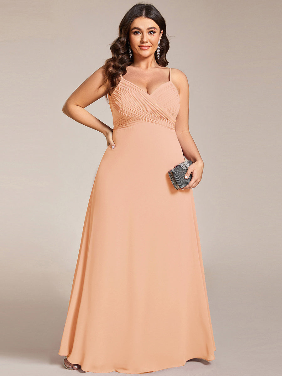 Brautjungfernkleid mit V-Ausschnitt schmalen Trägern und bodenlangem Rock #Farbe_Pfirsich