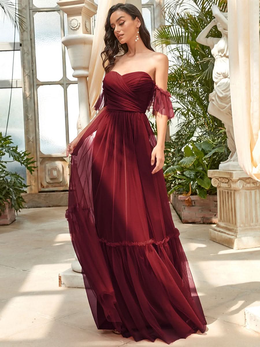 Schulterfreies plissiertes Tüll-Abendkleid mit Herzausschnitt #Farbe_Burgundy