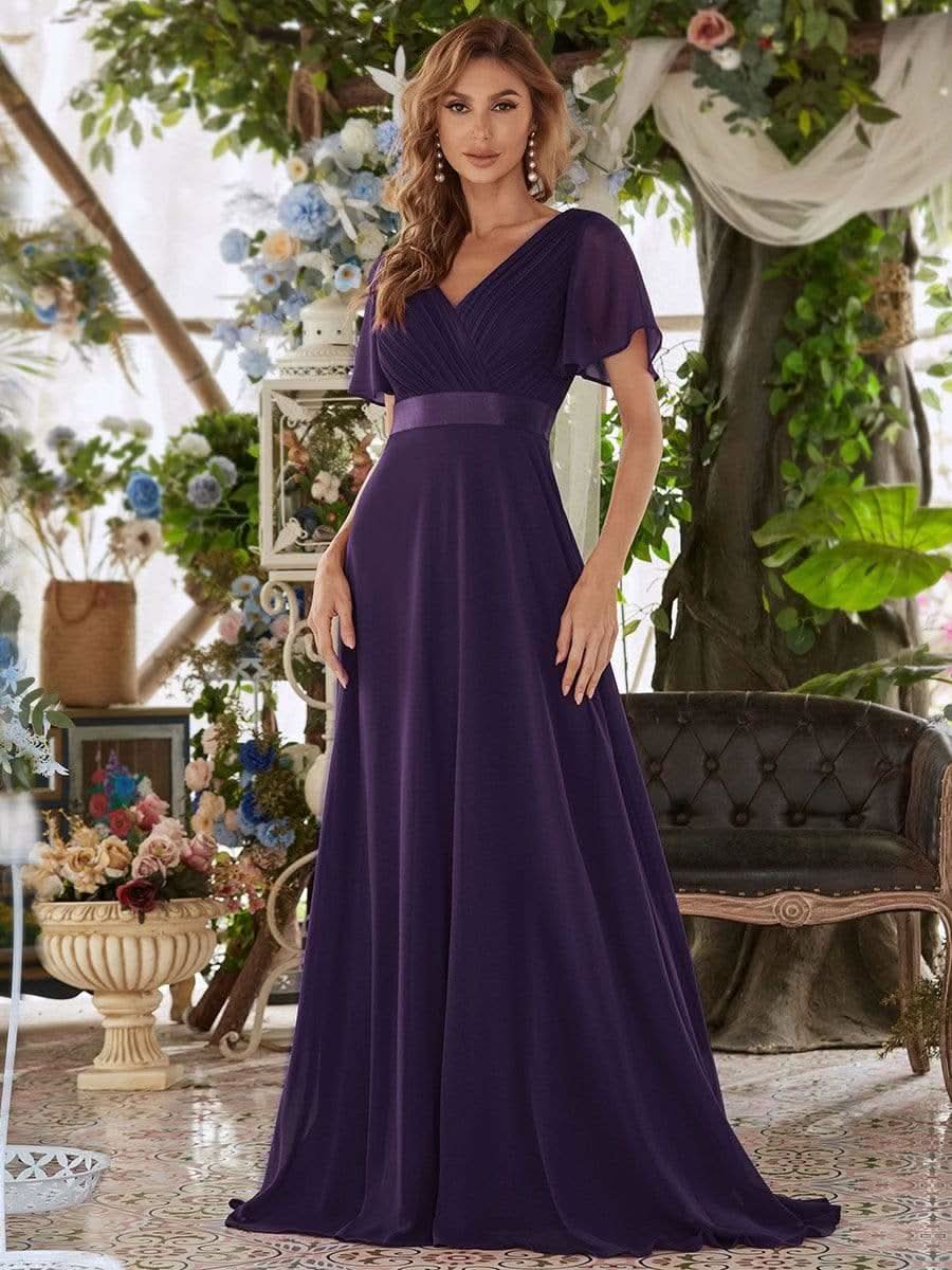 Langes Brautjungfernkleid mit Empire-Taille und kurzen, flatternden Ärmeln #Farbe_Dunkelviolett