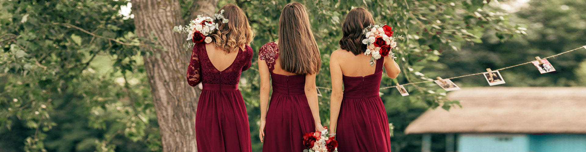 Burgunderrot Kleid