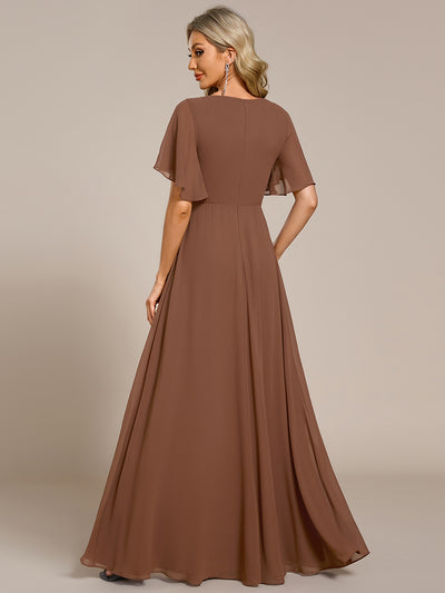Funkelndes Abendkleid in A-Linie mit Empire-Taille und langen ?rmeln #farbe_Braun