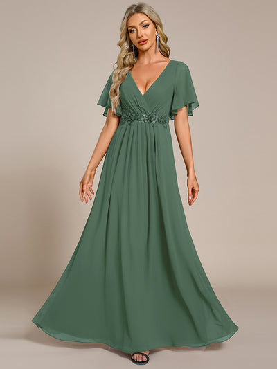 Funkelndes Abendkleid in A-Linie mit Empire-Taille und langen ?rmeln #farbe_Eukalyptus