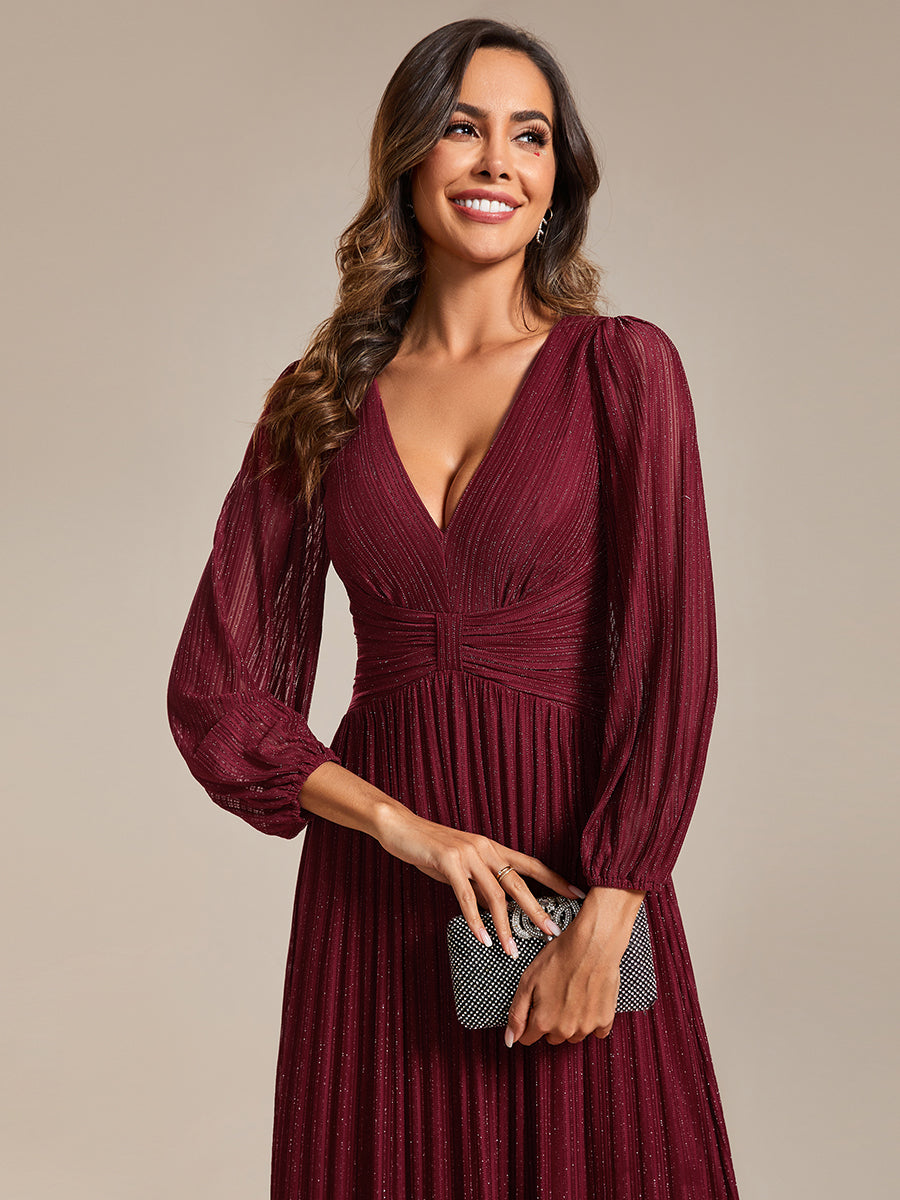 Funkelndes Abendkleid in A-Linie mit Empire-Taille und langen Ärmeln #farbe_Burgunderrot