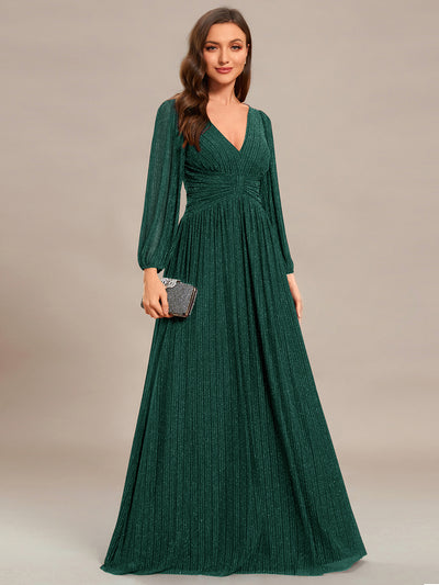 Funkelndes Abendkleid in A-Linie mit Empire-Taille und langen Ärmeln #farbe_Dunkelgrün