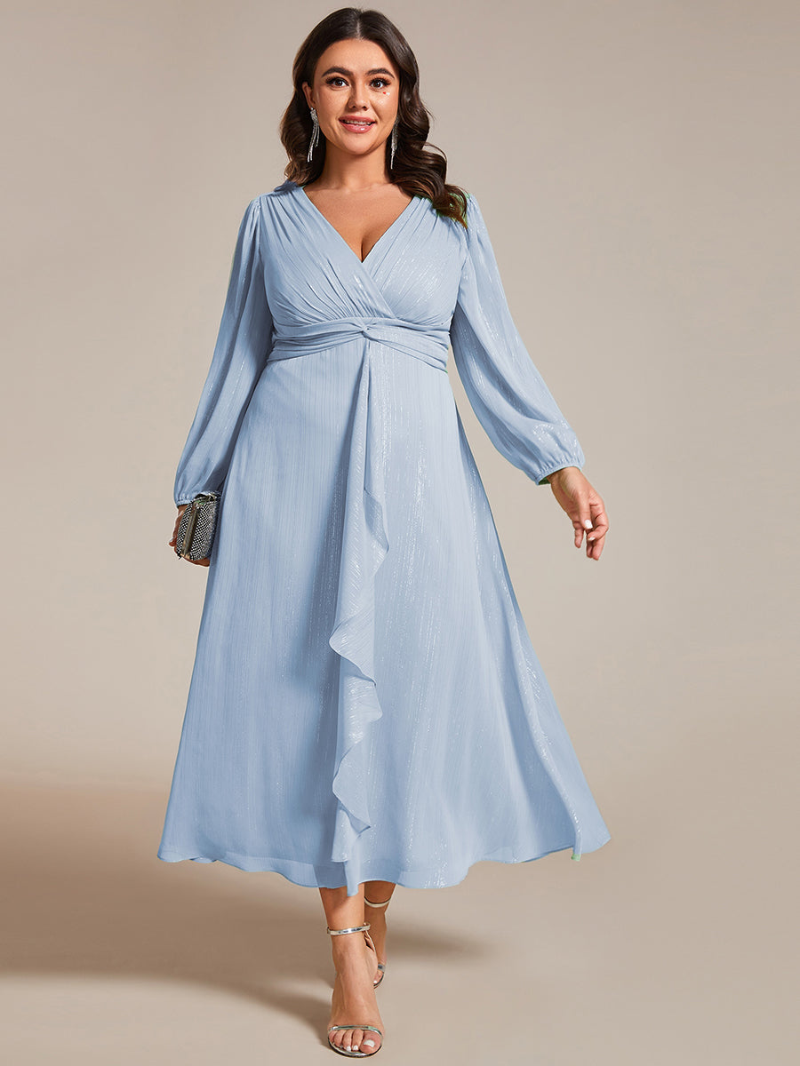 Robe d'invit¡§| de mariage trap¡§¡§ze en mousseline fluide ¡§¡è encolure ronde et longueur au genou #farbe_Himmelblau