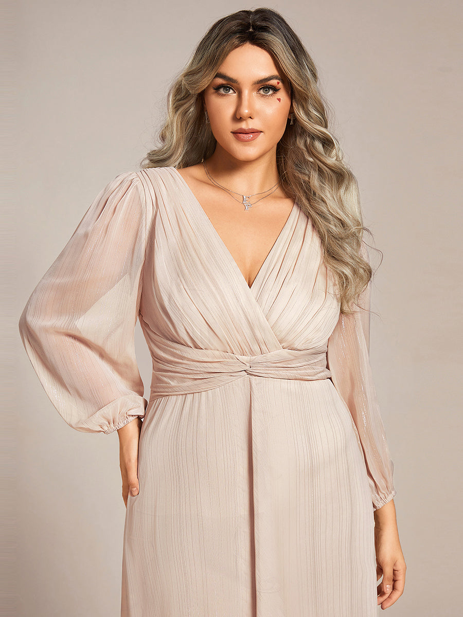 Robe d'invit¡§| de mariage trap¡§¡§ze en mousseline fluide ¡§¡è encolure ronde et longueur au genou #farbe_Champagner