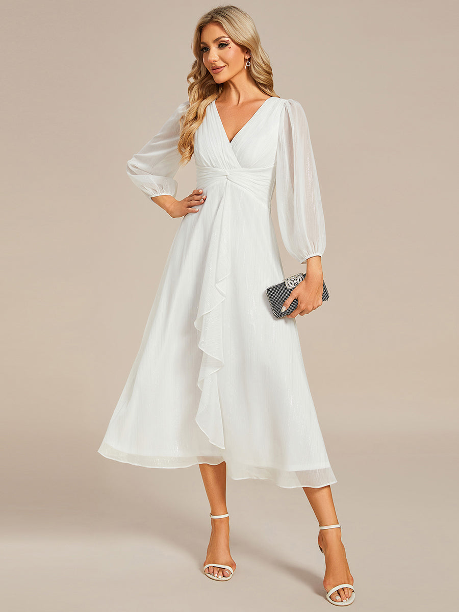 Robe d'invit¡§| de mariage trap¡§¡§ze en mousseline fluide ¡§¡è encolure ronde et longueur au genou #farbe_Creme