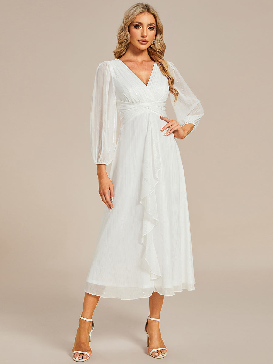 Robe d'invit¡§| de mariage trap¡§¡§ze en mousseline fluide ¡§¡è encolure ronde et longueur au genou #farbe_Creme
