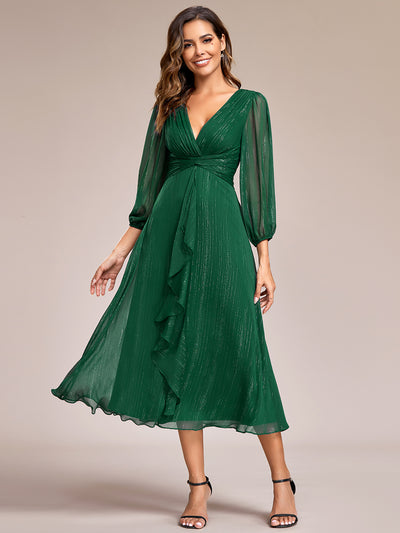 Robe d'invit¡§| de mariage trap¡§¡§ze en mousseline fluide ¡§¡è encolure ronde et longueur au genou #farbe_Dunkelgrün