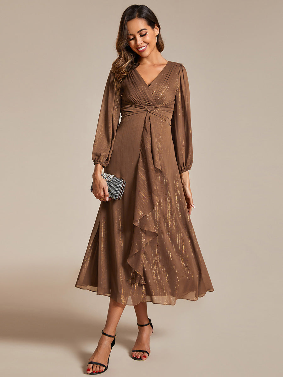 Robe d'invit¡§| de mariage trap¡§¡§ze en mousseline fluide ¡§¡è encolure ronde et longueur au genou #farbe_Emperador