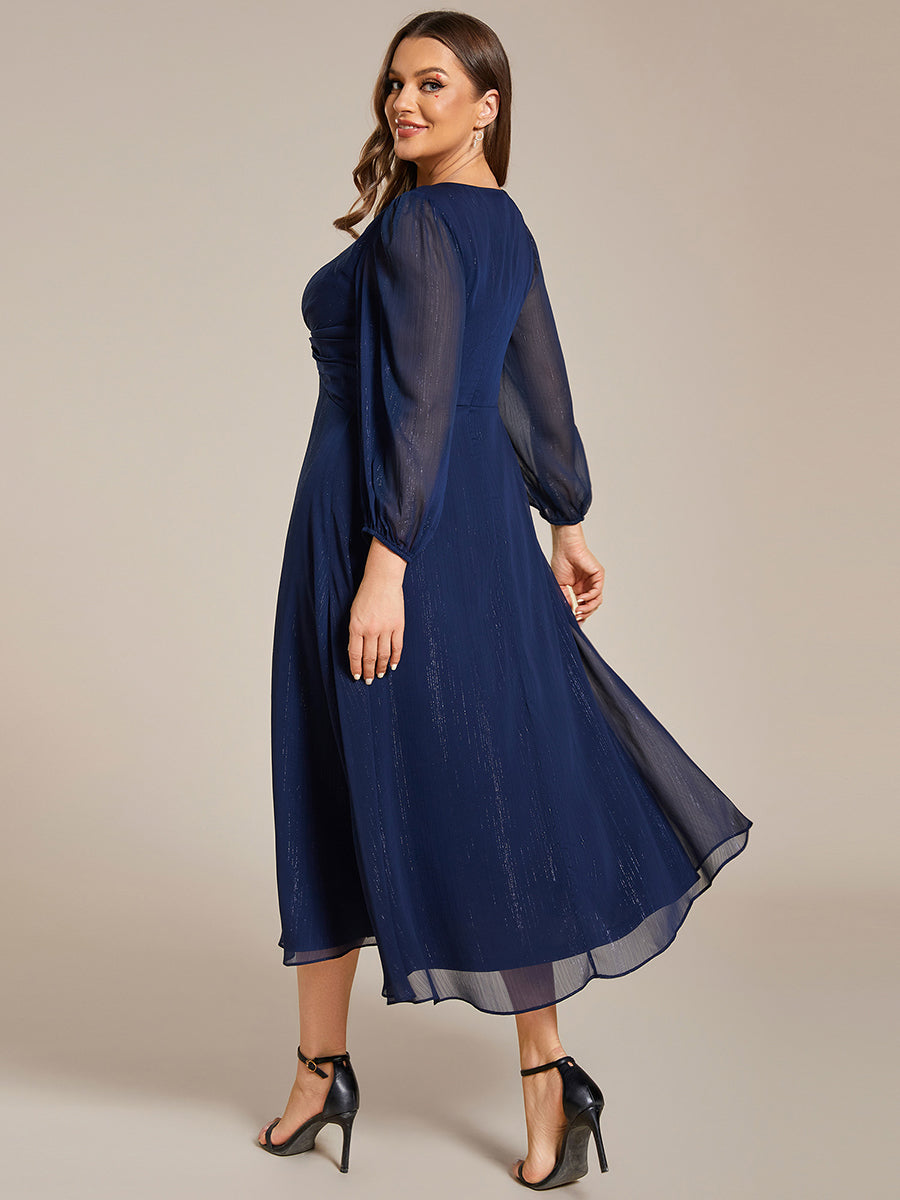 Robe d'invit¡§| de mariage trap¡§¡§ze en mousseline fluide ¡§¡è encolure ronde et longueur au genou #farbe_Marineblau