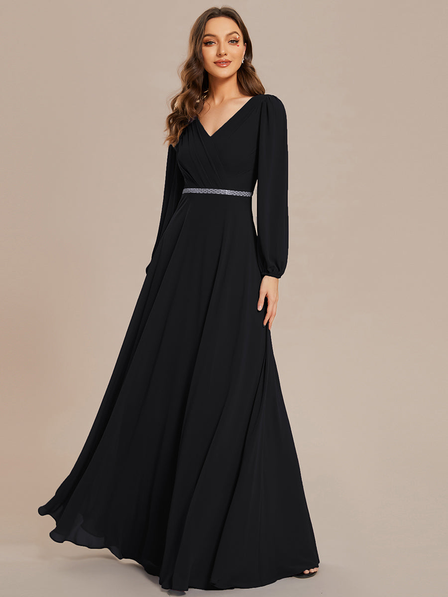 Funkelndes Abendkleid in A-Linie mit Empire-Taille und langen ?rmeln #farbe_Schwarz