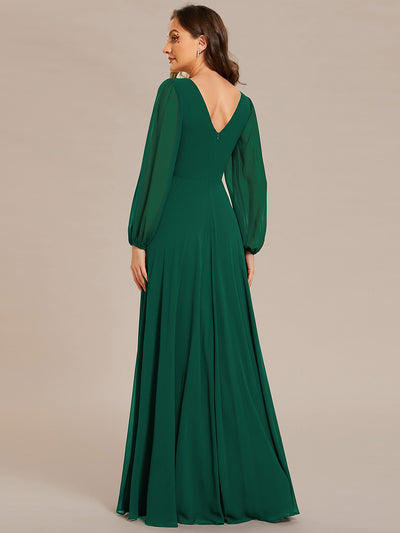 Funkelndes Abendkleid in A-Linie mit Empire-Taille und langen ?rmeln #farbe_Dunkelgrün