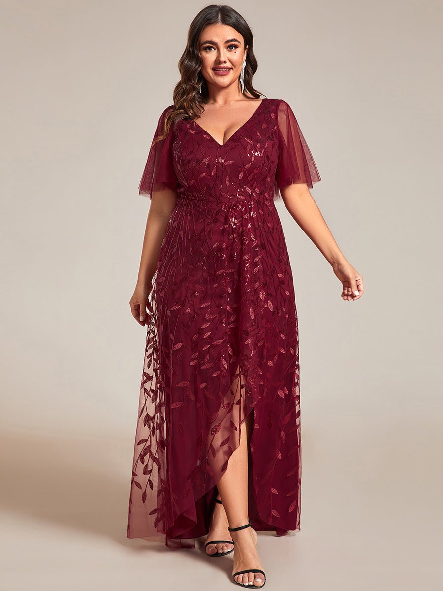 Maxilänge, V-Ausschnitt, asymmetrischer Saum, Pailletten-Kleid mit tiefem V-Ausschnitt und funkelnden Details #Farbe_Burgunderrot