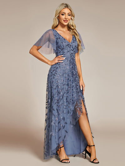 Maxilänge, V-Ausschnitt, asymmetrischer Saum, Pailletten-Kleid mit tiefem V-Ausschnitt und funkelnden Details#Farbe_Taubenblau