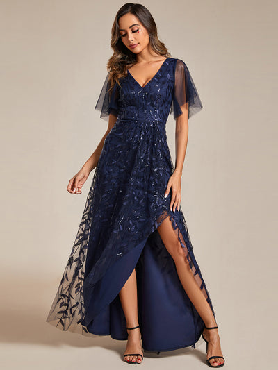 Maxilänge, V-Ausschnitt, asymmetrischer Saum, Pailletten-Kleid mit tiefem V-Ausschnitt und funkelnden Details#Farbe_Marineblau