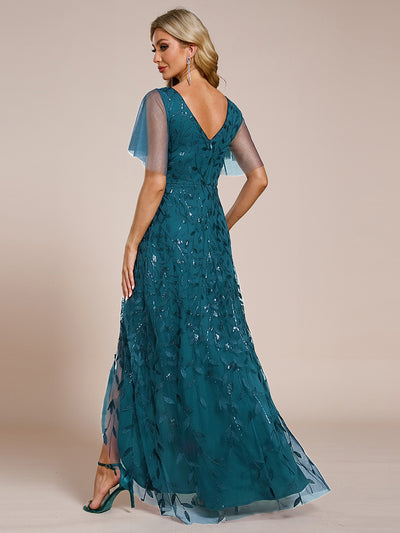 Maxilänge, V-Ausschnitt, asymmetrischer Saum, Pailletten-Kleid mit tiefem V-Ausschnitt und funkelnden Details#Farbe_Petrol