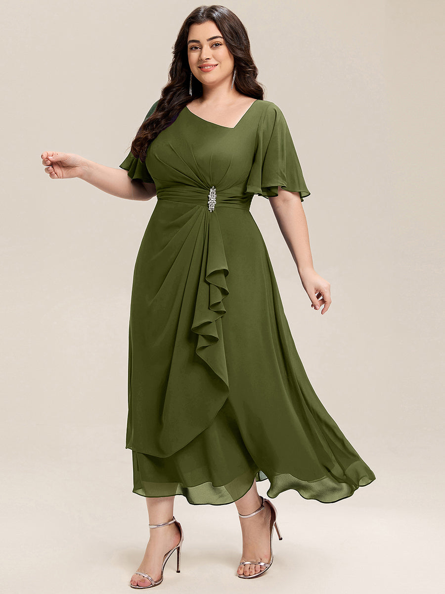 Abendkleid mit Volantärmeln und Strass-Details aus Chiffon abendkleid #Farbe_Olivgrün