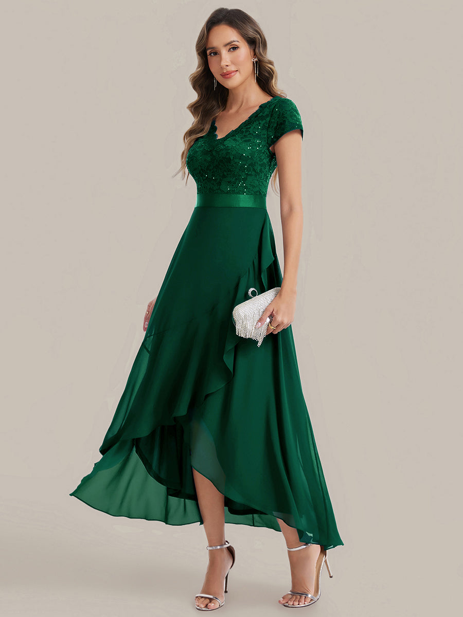 Asymmetrischer Saum, tiefer V-Ausschnitt, Chiffon-Kleid mit Rüschen-Patchwork – Hoch-Tief-Kleid #Farbe_Dunkelgrün