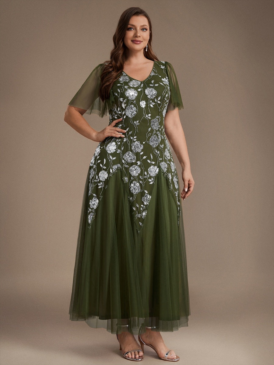 Bodenlanger V-Ausschnitt A-Linie Pailletten Kleid Mit Patchwork Und Funkelnden Details #Farbe_Olivgrün