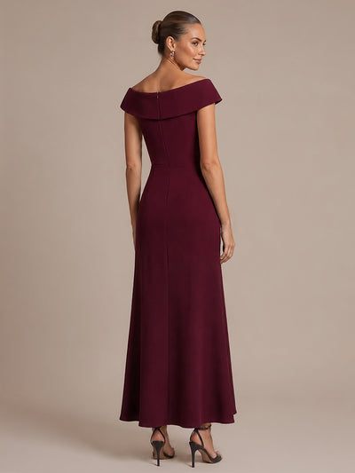 Asymmetrischer Saum V-Ausschnitt Meerjungfrau Kleid Aus Krepp Schlitz Volants #Farbe_Burgunderrot