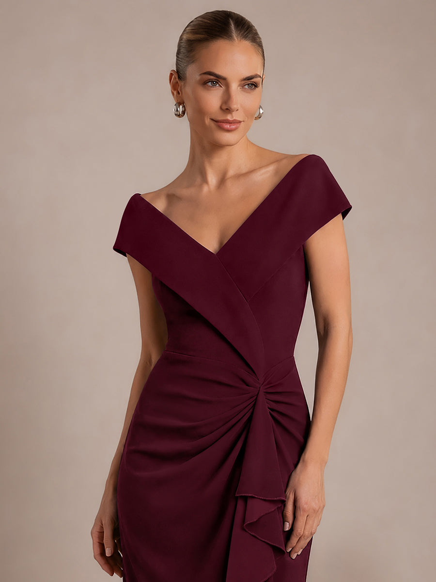 Asymmetrischer Saum V-Ausschnitt Meerjungfrau Kleid Aus Krepp Schlitz Volants #Farbe_Burgunderrot