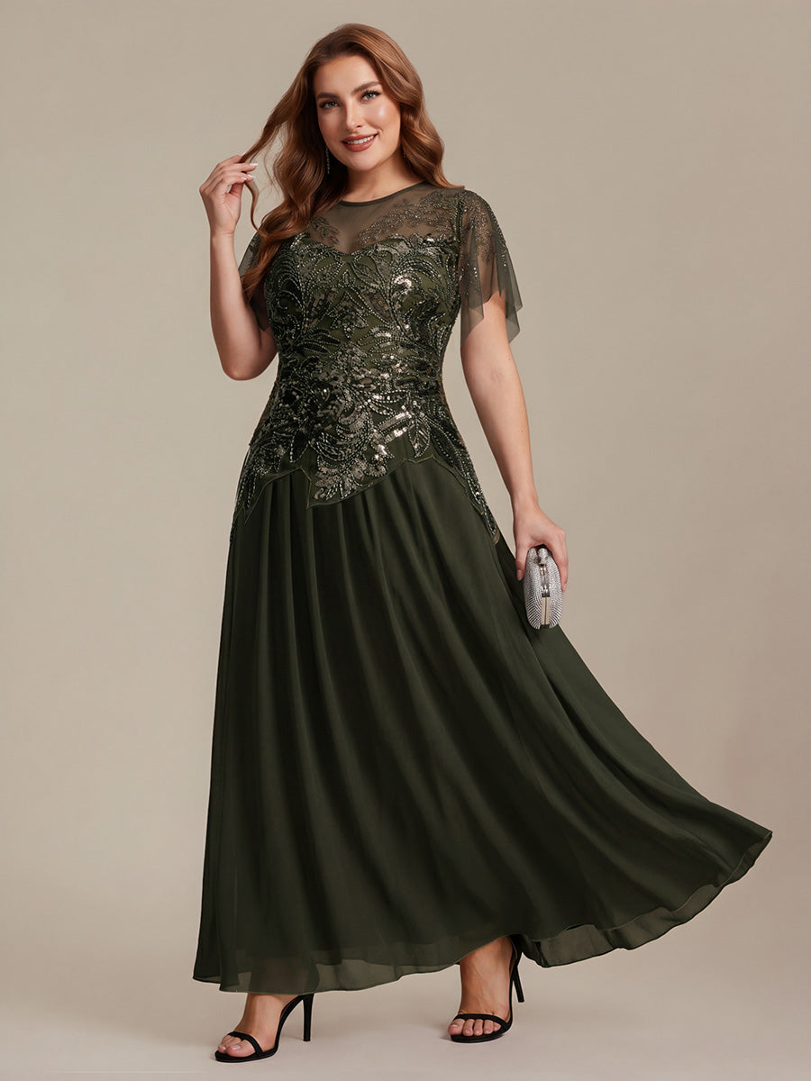 Maxikleid Mit Rundhalsausschnitt A-Linien Schnitt Tüllstoff Patchwork Und Pailletten Details Transparente Gestaltung #Farbe_Olivgrün