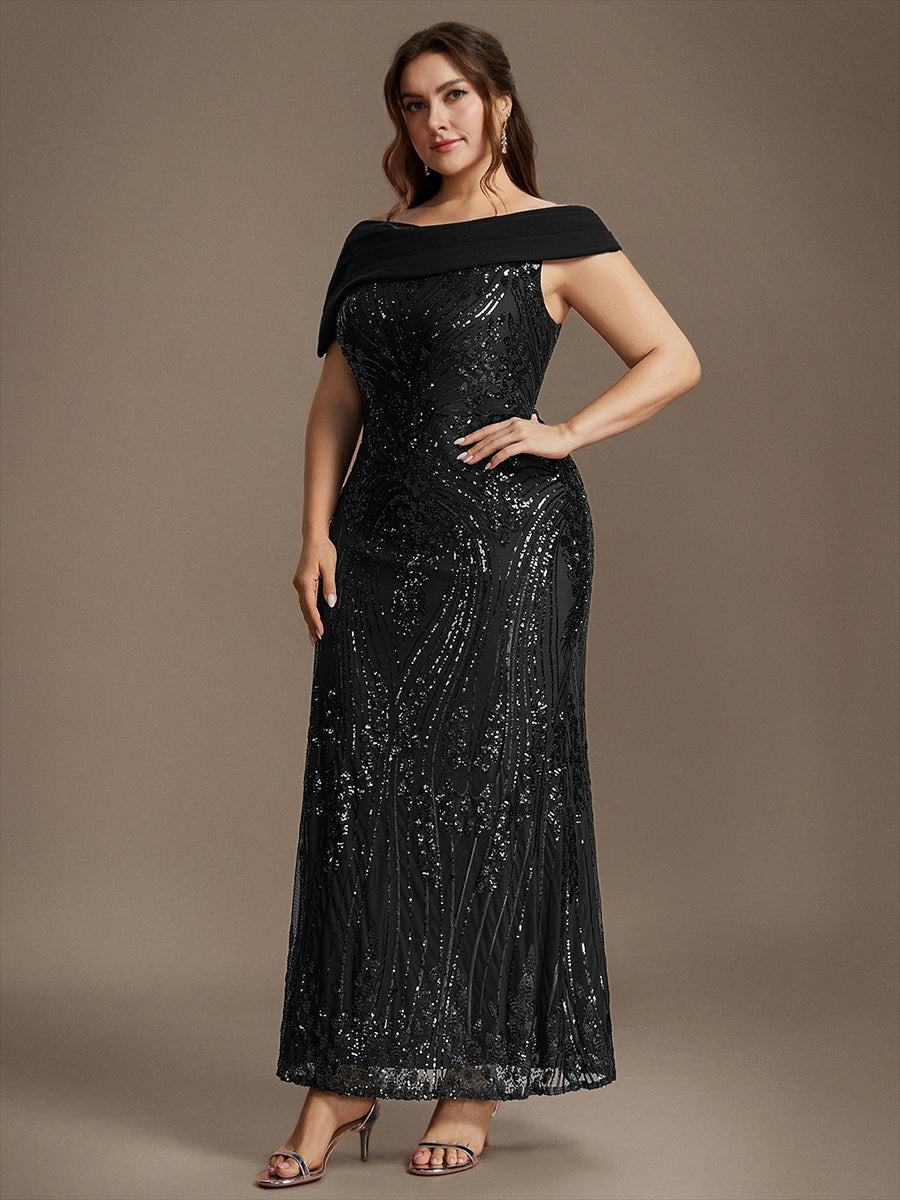 Maxilänge Asymmetrischer Ausschnitt Figurbetontes Kleid Aus Pailletten Für Glamourösen Look #Farbe_Schwarz