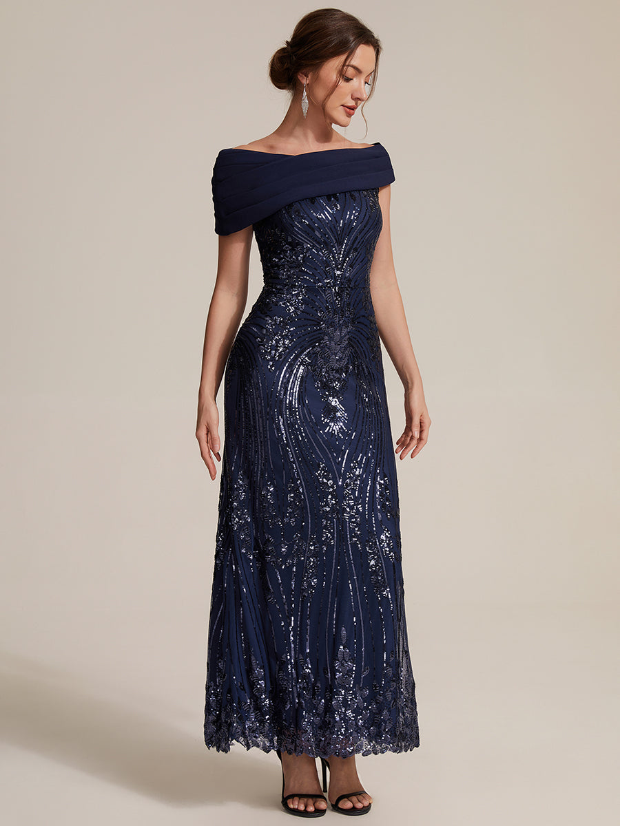 Maxilänge Asymmetrischer Ausschnitt Figurbetontes Kleid Aus Pailletten Für Glamourösen Look #Farbe_Marineblau