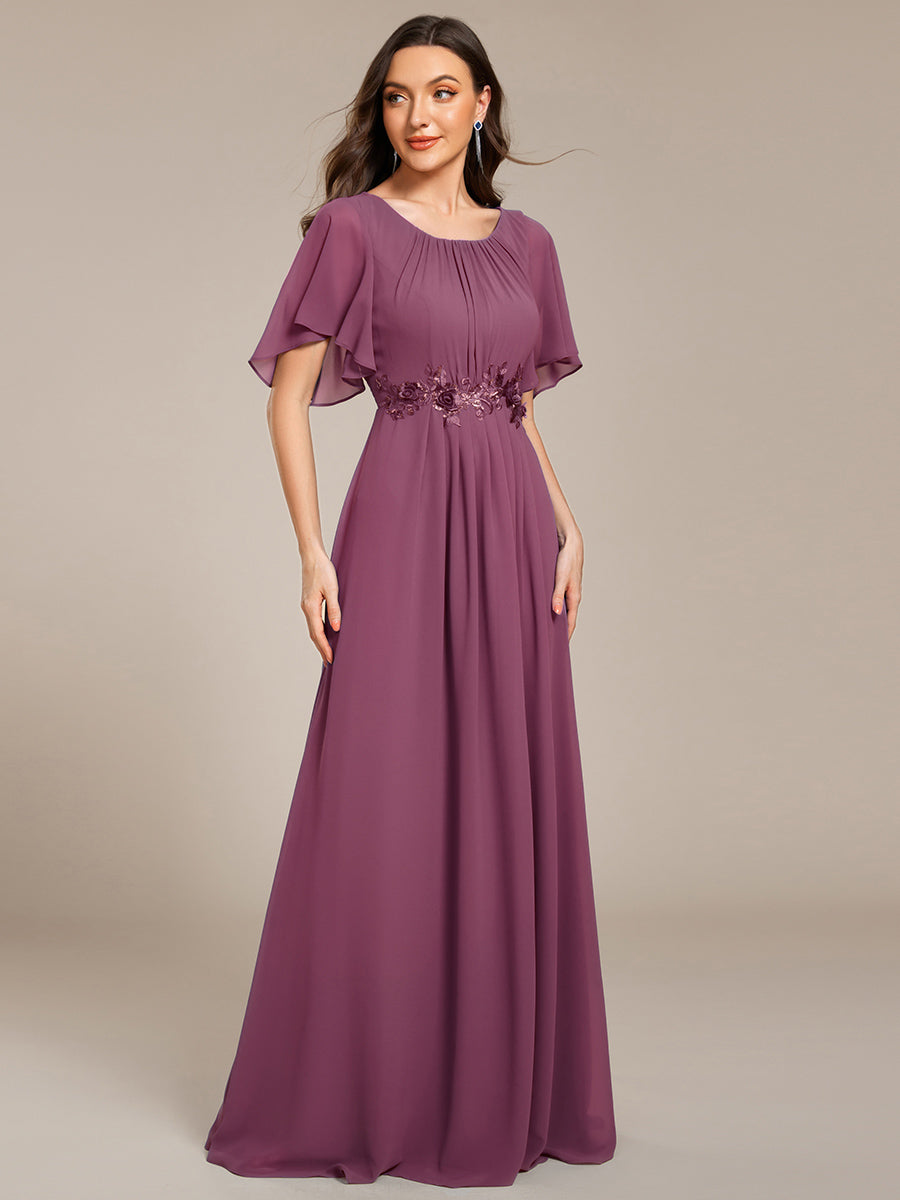 Bodenlanger A-Linien Chiffonkleid Mit Raffung Blumenmuster Und Applikationen #Farbe_Pflaumenviolett