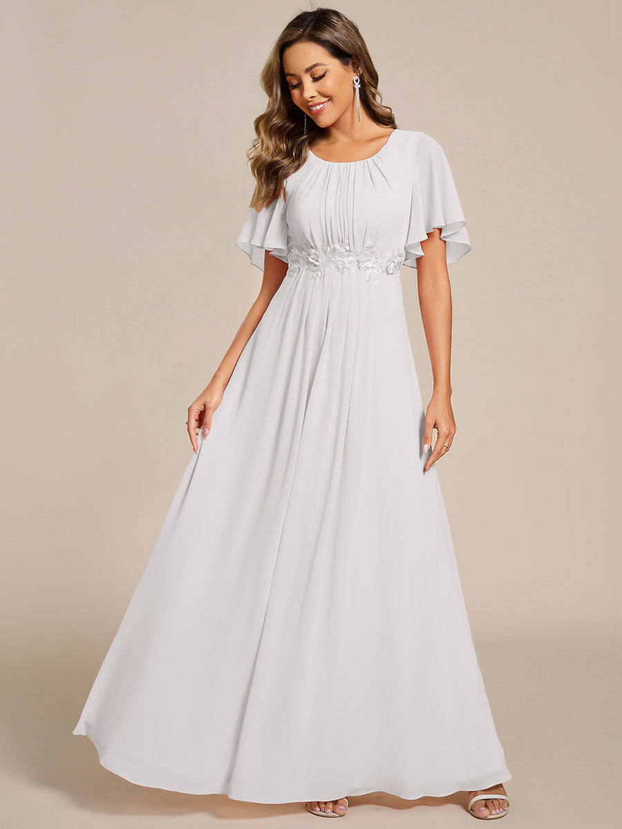 Bodenlanger A-Linien Chiffonkleid Mit Raffung Blumenmuster Und Applikationen #Farbe_Weiß