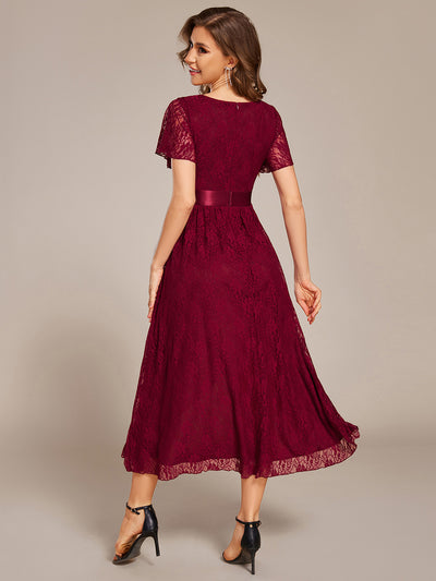 Hochtief Spitzen A Linie Kleid Mit Rundhalsausschnitt Blumenmuster Und Durchsichtigen Details Kleid #Farbe_Burgunderrot