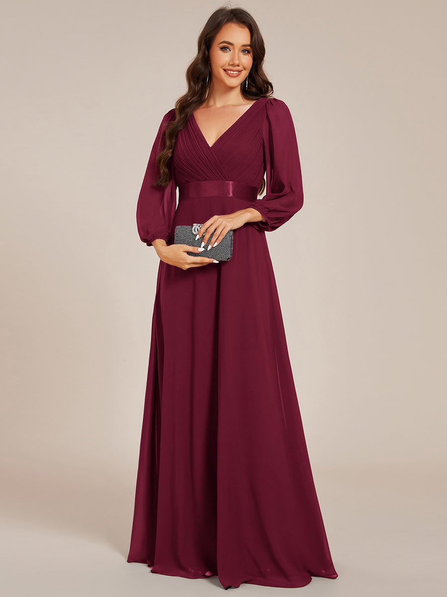 Funkelndes Abendkleid in A-Linie mit Empire-Taille und langen ?rmeln #farbe_Burgunderrot