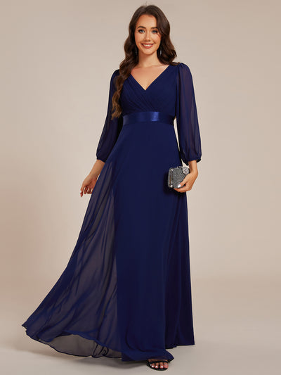 Funkelndes Abendkleid in A-Linie mit Empire-Taille und langen ?rmeln #farbe_Marineblau
