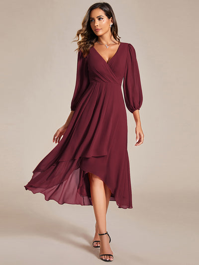 Robe d'invit¨¦ de mariage trap¨¨ze en mousseline fluide ¨¤ encolure ronde et longueur au genou #farbe_Burgunderrot