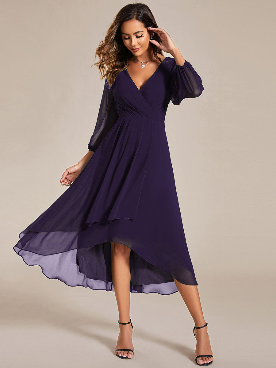 Robe d'invit¨¦ de mariage trap¨¨ze en mousseline fluide ¨¤ encolure ronde et longueur au genou #farbe_Dunkelviolett