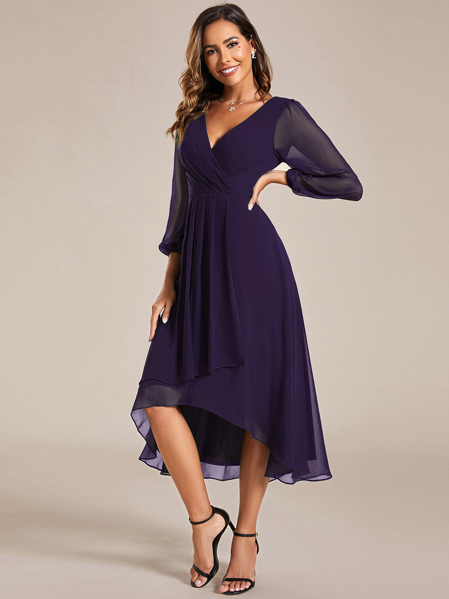 Robe d'invit¨¦ de mariage trap¨¨ze en mousseline fluide ¨¤ encolure ronde et longueur au genou #farbe_Dunkelviolett