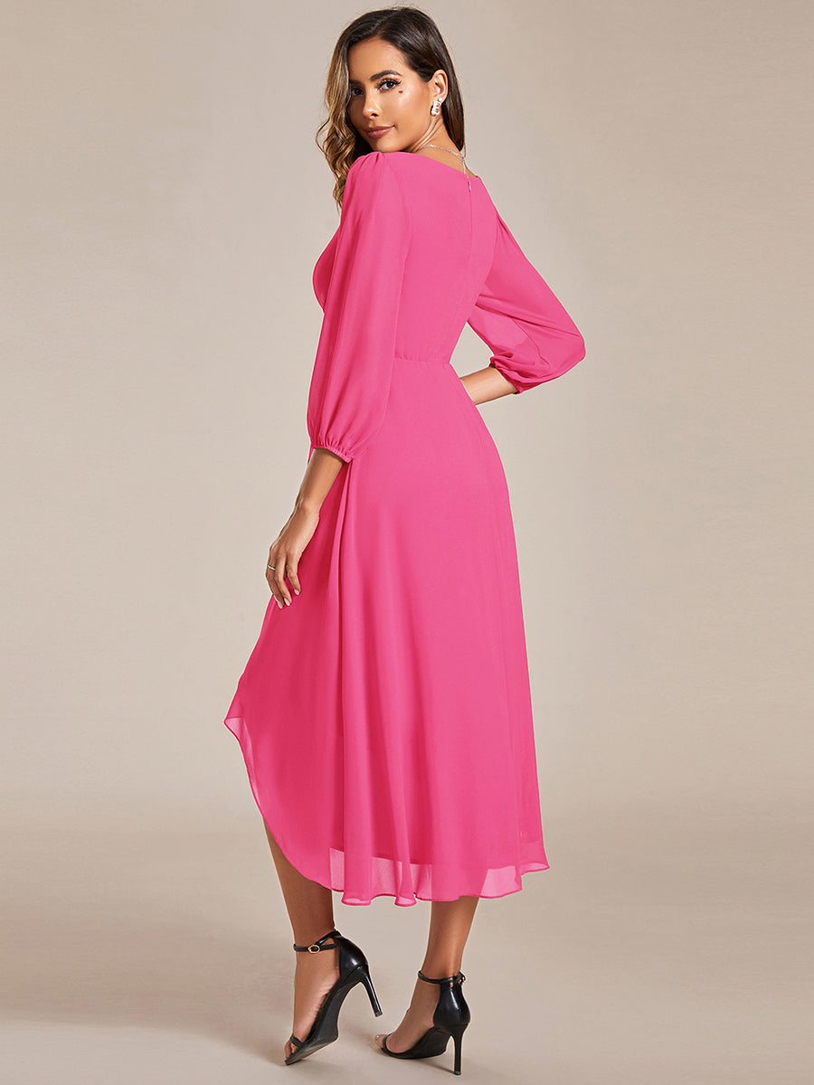 Robe d'invit¨¦ de mariage trap¨¨ze en mousseline fluide ¨¤ encolure ronde et longueur au genou #farbe_Knallpink