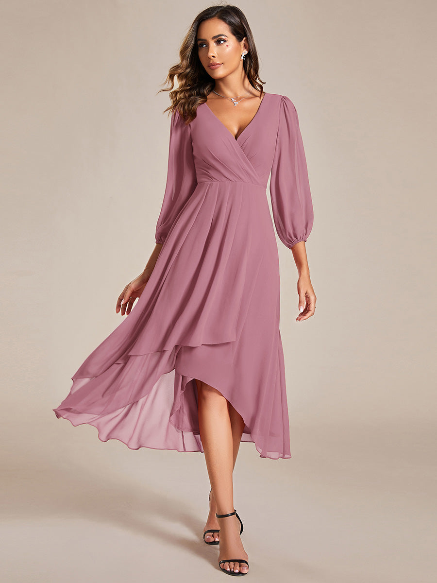 Robe d'invit¨¦ de mariage trap¨¨ze en mousseline fluide ¨¤ encolure ronde et longueur au genou #farbe_Orchideenviolett