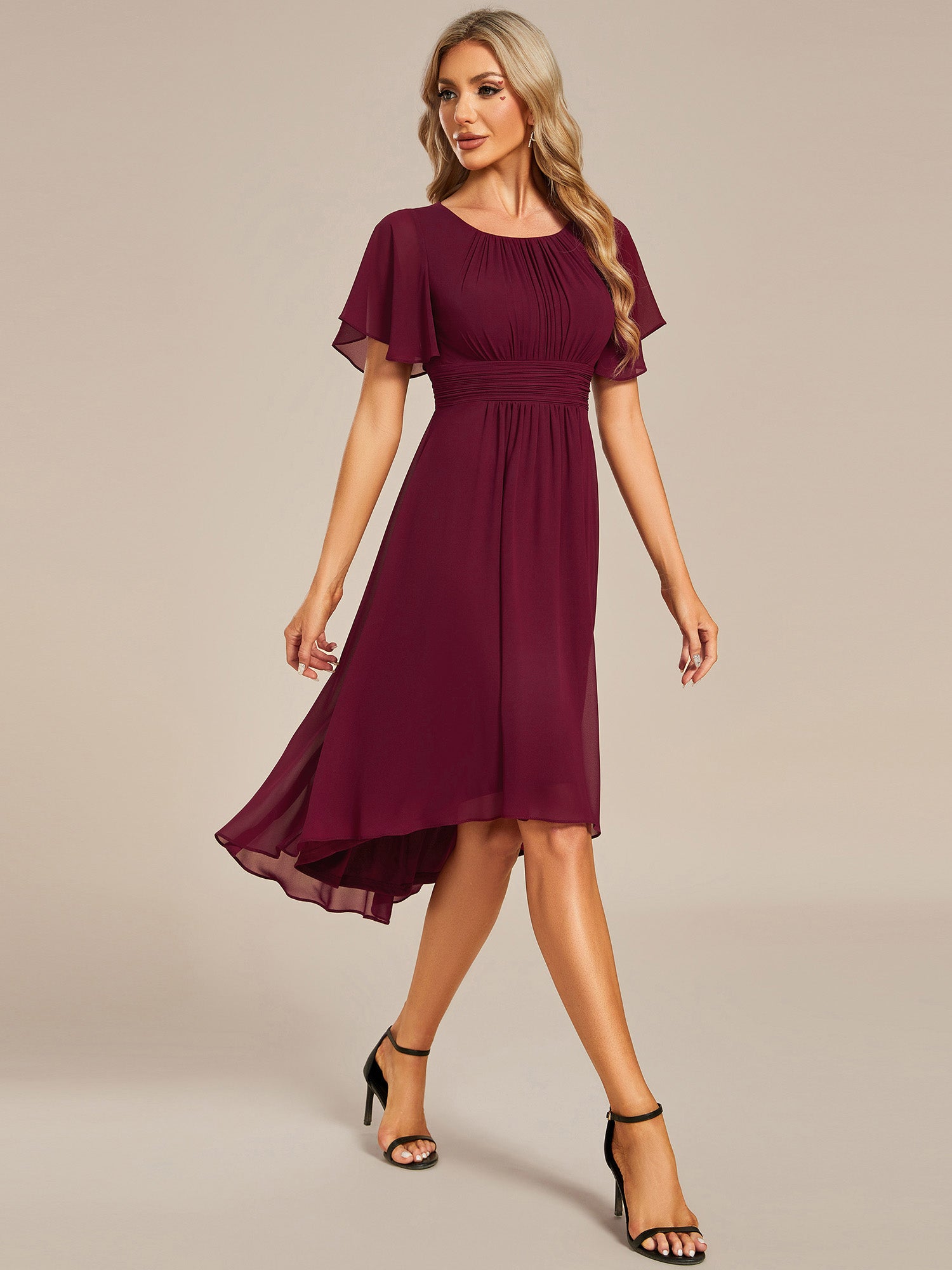 Robe d'invit¨¦ de mariage trap¨¨ze en mousseline fluide ¨¤ encolure ronde et longueur au genou #farbe_Burgunderrot