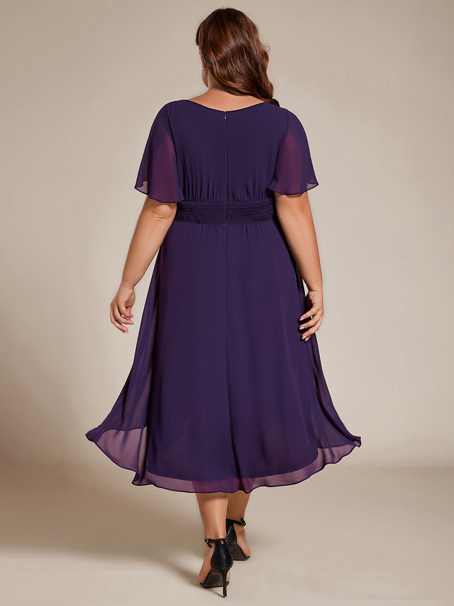 Robe d'invit¨¦ de mariage trap¨¨ze en mousseline fluide ¨¤ encolure ronde et longueur au genou #farbe_Dunkelviolett