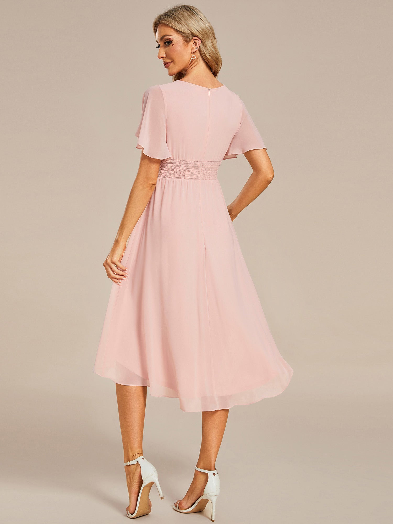 Robe d'invit¨¦ de mariage trap¨¨ze en mousseline fluide ¨¤ encolure ronde et longueur au genou #farbe_Pink